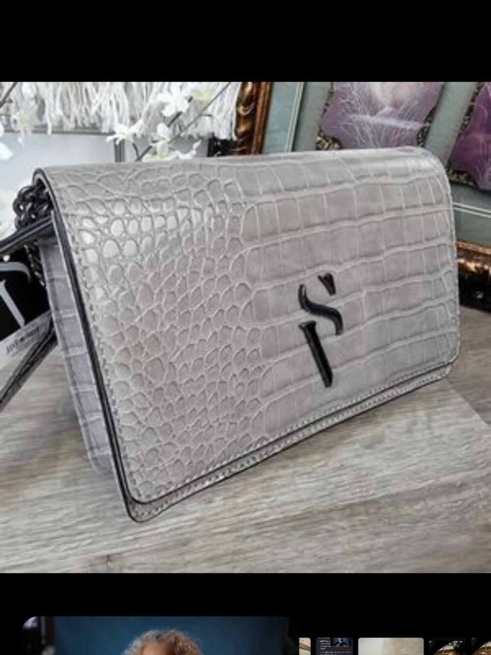 Simply Vera Vera Wang Signature Mini Crossbody Envelope Purse in Crocodile Gray